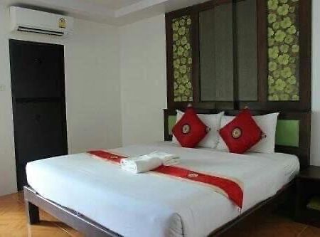 Hasna Palace 호텔 Ao Nang 외부 사진